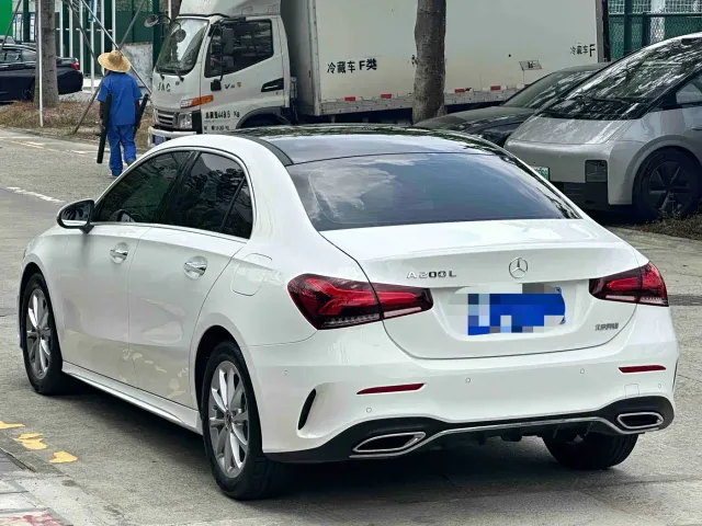 Mercedes-Benz A-Class — Фото автомобиля 6