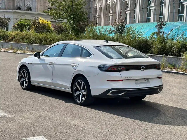 Volkswagen Lamando — Фото автомобиля 6