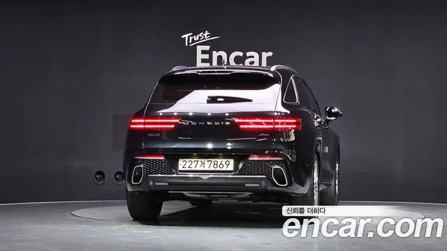 Genesis GV70 — Фото автомобиля 4