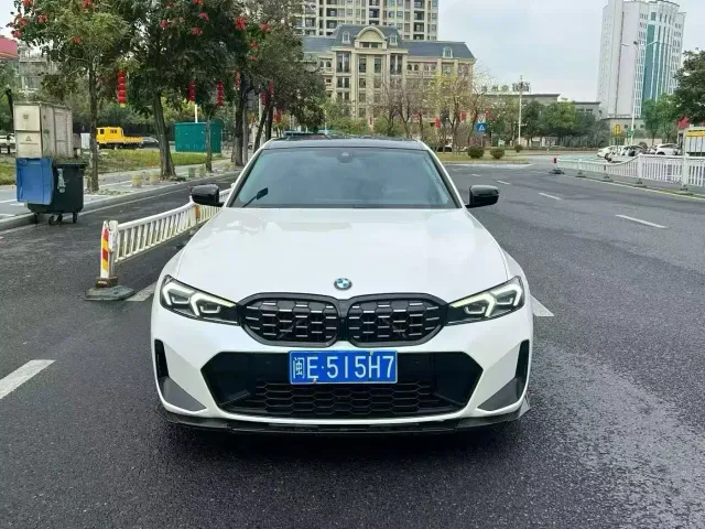 BMW 3 Series — Фото автомобиля 2