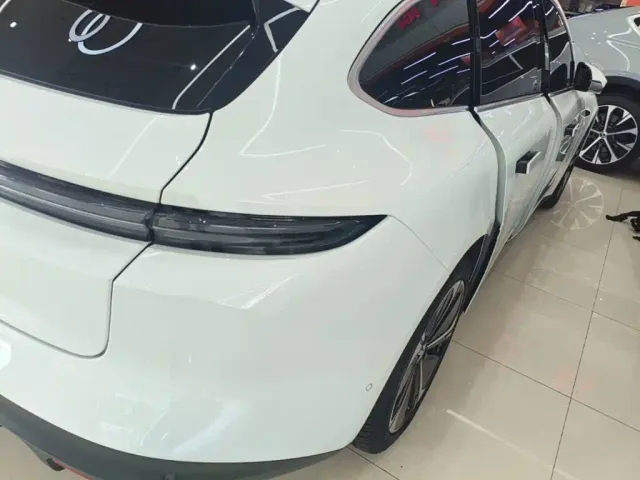 Nio ET5 Touring — Фото автомобиля 7