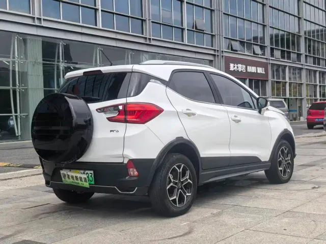 BYD Yuan Pro — Фото автомобиля 8