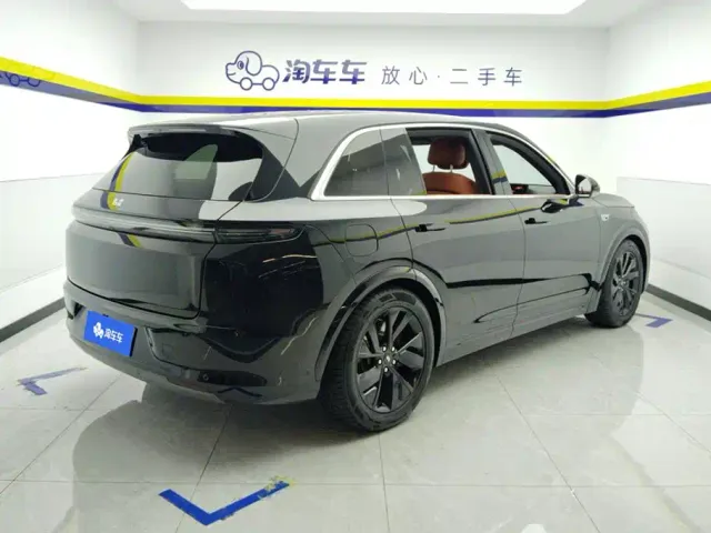 Li Auto L7 — Фото автомобиля 3
