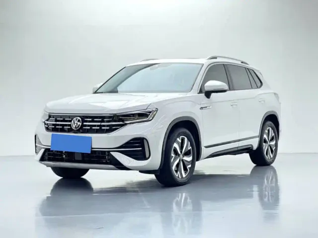 Фотография автомобиля — Volkswagen Tayron GTE Plug-in Hybrid