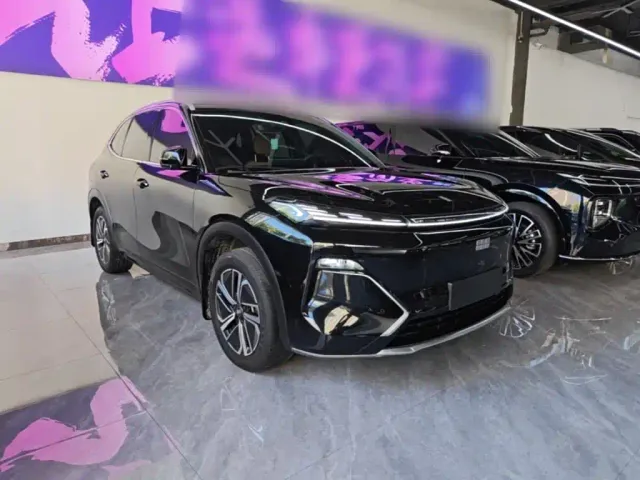 Geely Galaxy Starship 7 EM-i — Фото автомобиля 3