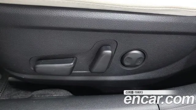 Hyundai Grandeur Grandeur (New) Hybrid — Фото автомобиля 28