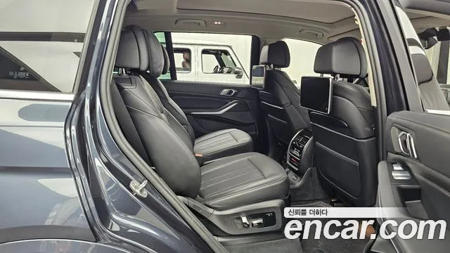 BMW X7 G07 — Фото автомобиля 12