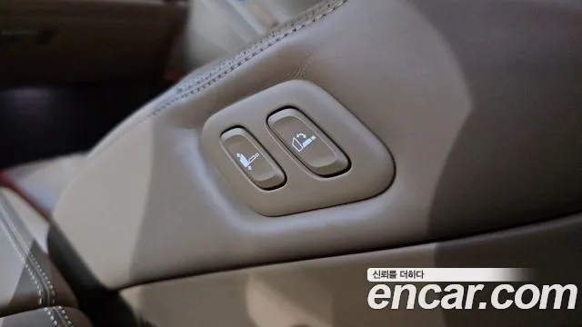 Genesis G80 Бензин 2.5 турбо AWD — Фото автомобиля 27