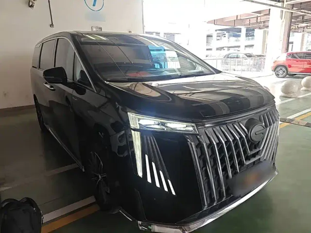 GAC Trumpchi M8 — Фото автомобиля 3