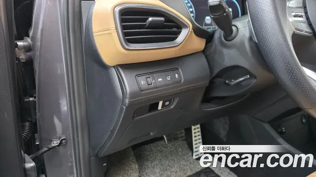 Hyundai Santafe — Фото автомобиля 14