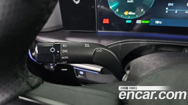 Hyundai Santa Fe MX5 — Фото автомобиля 30