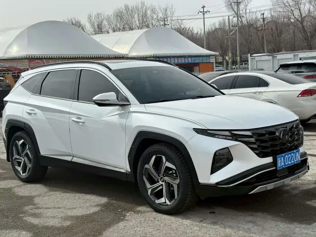 Фотография автомобиля — Hyundai Tucson