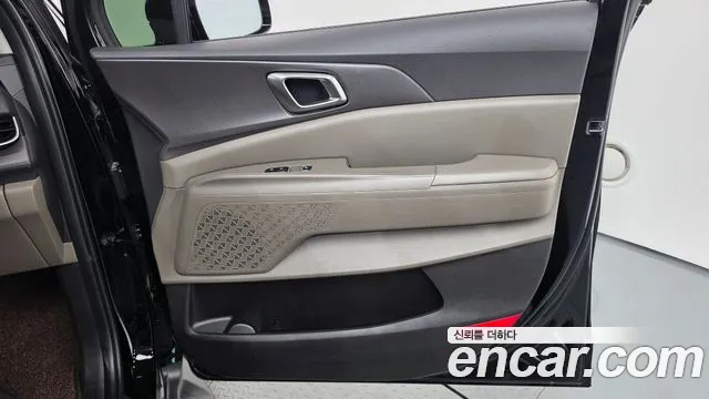 Kia Carnival 4th Gen — Фото автомобиля 14