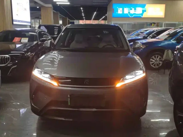 BYD Yuan UP — Фото автомобиля 2