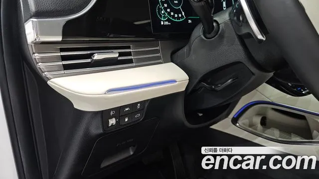 Hyundai Grandeur Новый Grandeur IG — Фото автомобиля 16