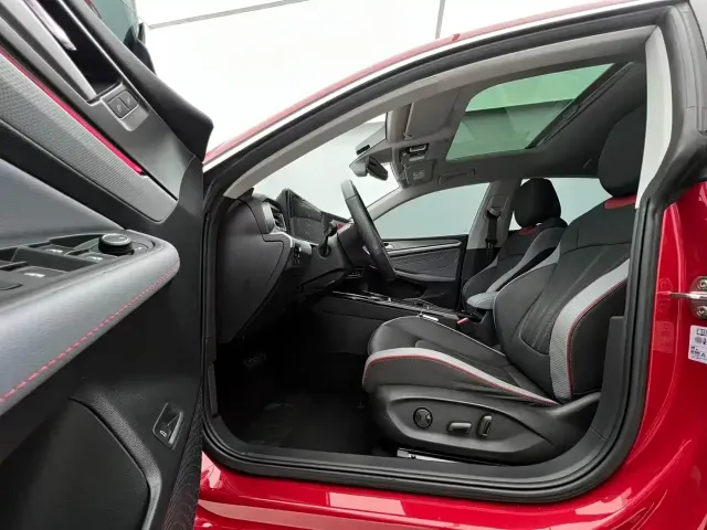 Volkswagen Lamando 2023 Lamando L 280TSI DSG Super Spicy Flagship Edition — Фото автомобиля 9