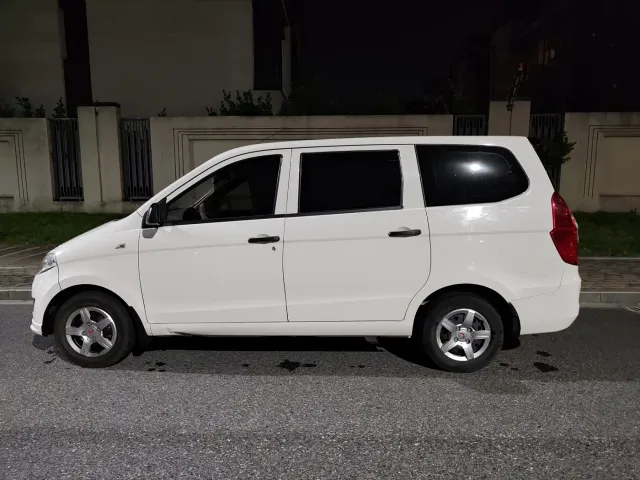 Wuling Hongguang — Фото автомобиля 8