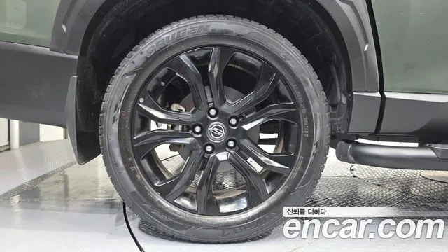 KG_Mobility_Ssangyong Rexton Новый Rexton Sport Дизель 2.2 4WD — Фото автомобиля 5