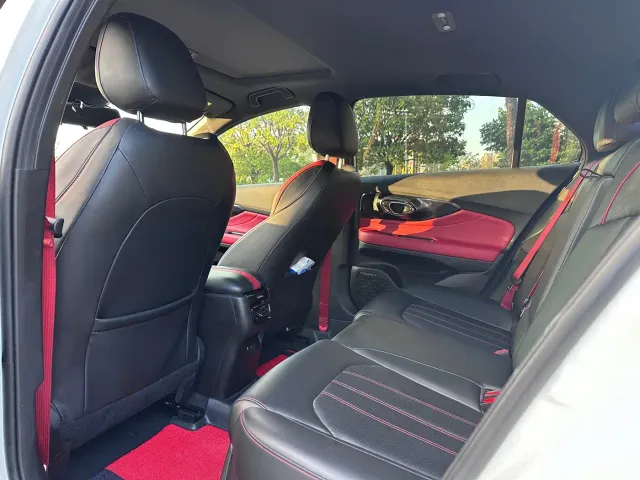 GAC Trumpchi Emkoo — Фото автомобиля 12