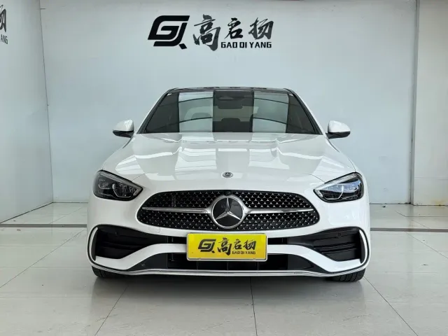 Mercedes-Benz C-Class — Фото автомобиля 2