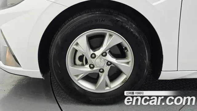 Hyundai AVANTE Avante (CN7) — Фото автомобиля 5