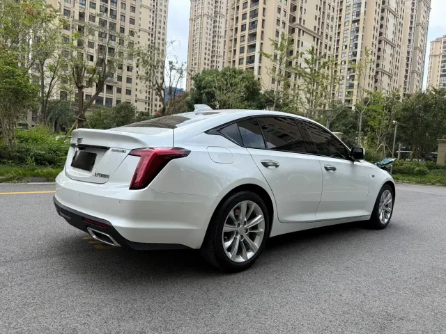 Cadillac CT5 — Фото автомобиля 8