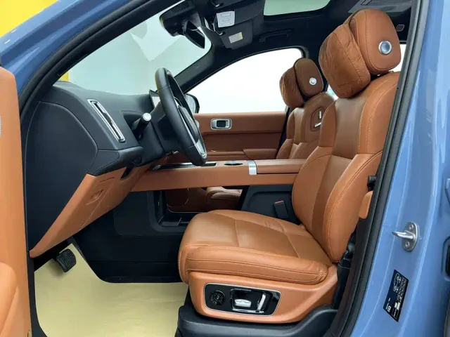 Li Auto L9 — Фото автомобиля 17