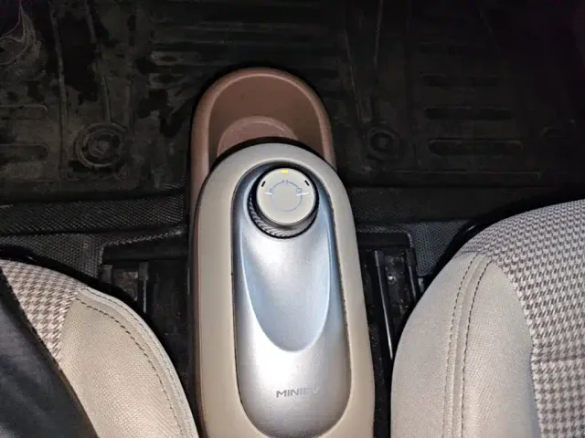 Wuling Hongguang Mini EV — Фото автомобиля 13