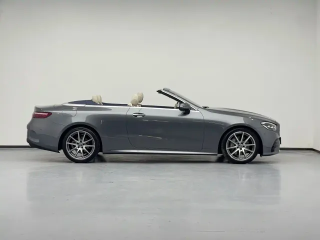 Mercedes-Benz E-Class — Фото автомобиля 8