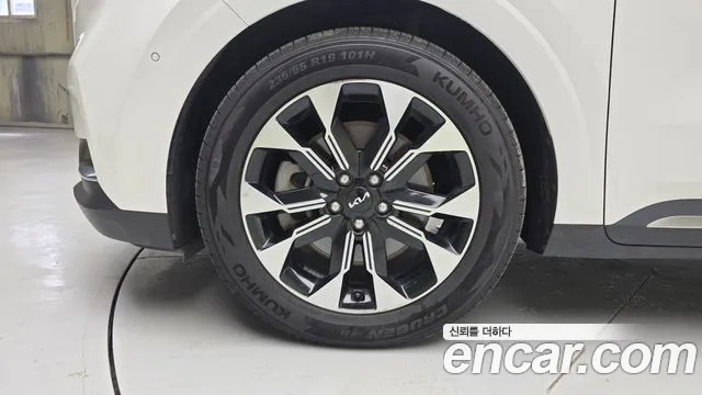 Kia Canival Carnival 4 поколение Бензин 9 мест Signature — Фото автомобиля 5