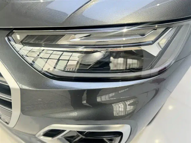 Audi Q5L — Фото автомобиля 19