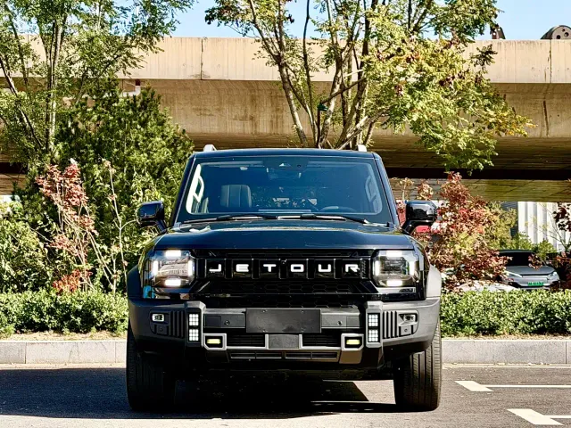 Jetour T2 — Фото автомобиля 2