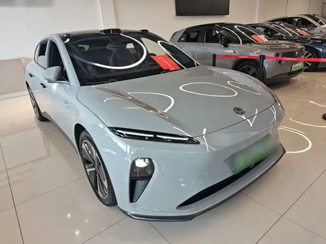 Nio ET5 Touring — Фото автомобиля 3