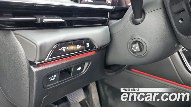 Genesis GV80 — Фото автомобиля 25