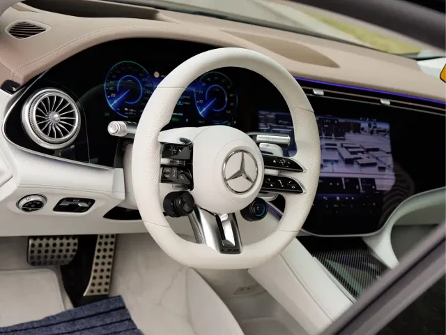 Mercedes-Benz EQS AMG — Фото автомобиля 10