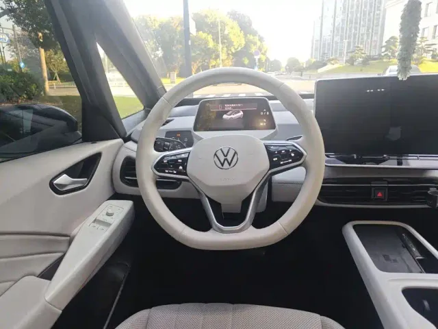 Volkswagen ID.3 — Фото автомобиля 6