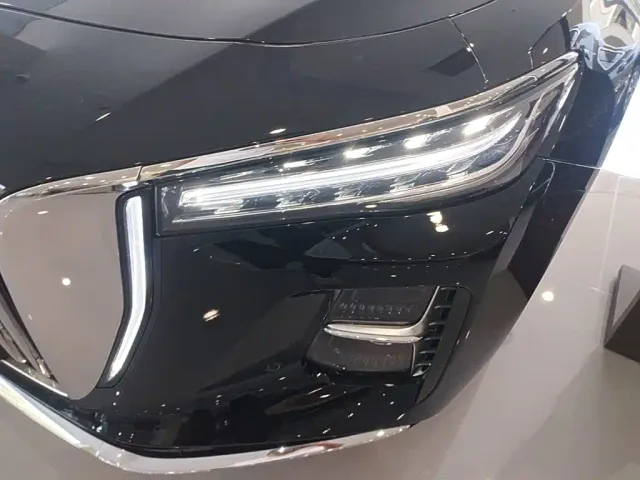 Hongqi H5 PHEV — Фото автомобиля 23