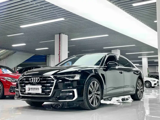 Фотография автомобиля — Audi A6L