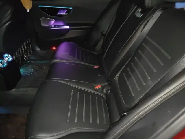 Mercedes-Benz C-Class — Фото автомобиля 13
