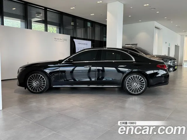 Mercedes-Benz E-Class — Фото автомобиля 8