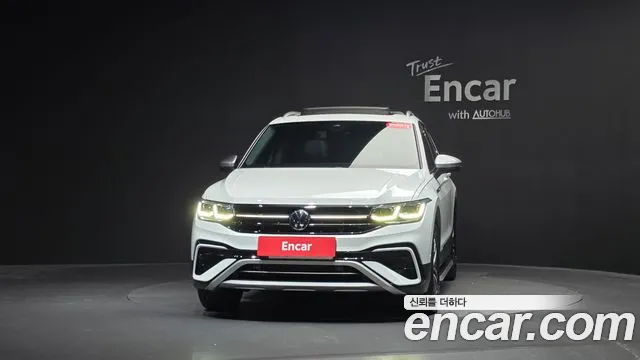 Volkswagen Tiguan — Фото автомобиля 3
