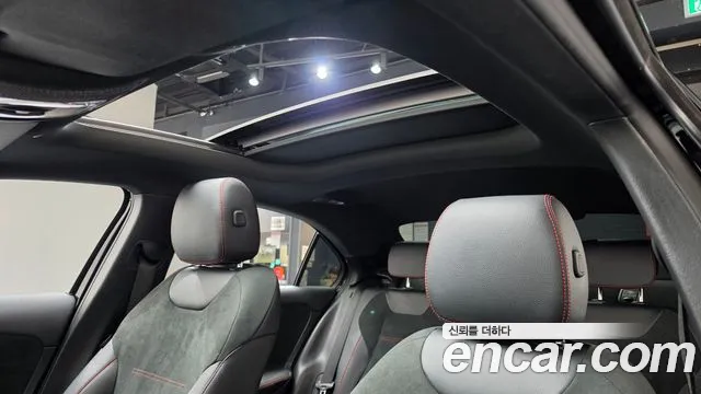 Mercedes-Benz A-Class W177 — Фото автомобиля 16