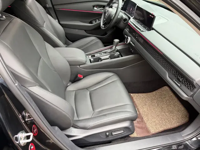 Honda Accord — Фото автомобиля 7