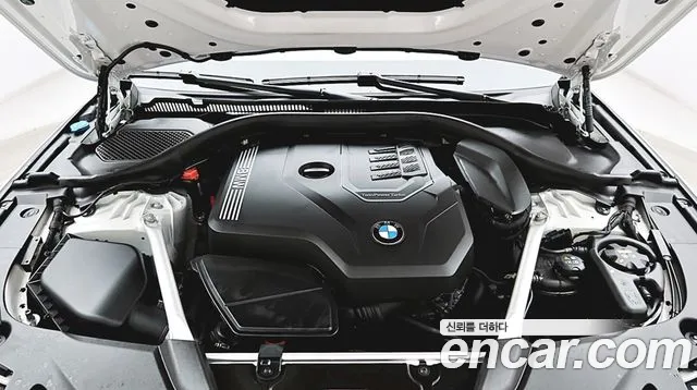 BMW 5 Series G30 — Фото автомобиля 11