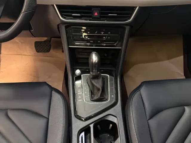 Volkswagen Tharu — Фото автомобиля 8