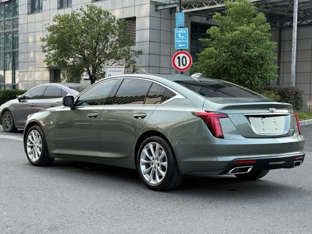 Cadillac CT5 — Фото автомобиля 6