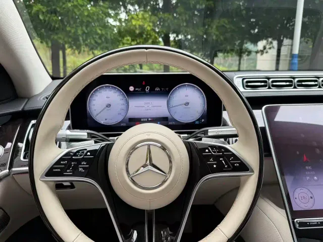 Mercedes-Benz Maybach S-Class — Фото автомобиля 9