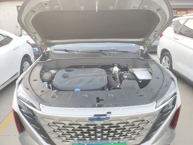 Changan Z6 — Фото автомобиля 19