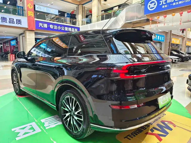 Changan Qiyuan Q07 — Фото автомобиля 16