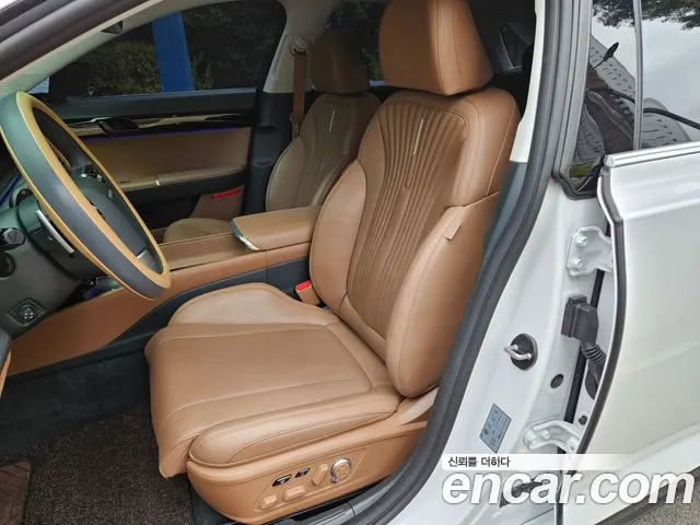 Hyundai Grandeur GN7 — Фото автомобиля 10